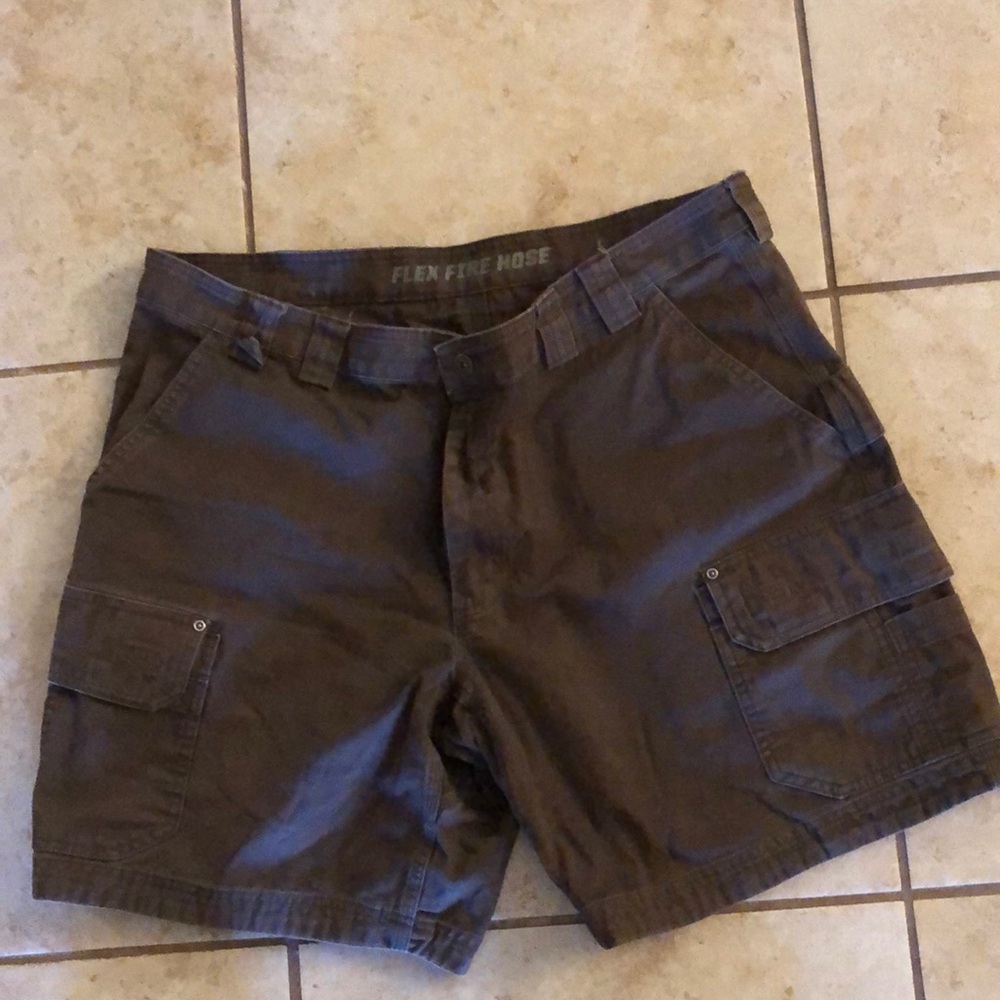 Men’s brown Shorts size 40 Duluth trading.